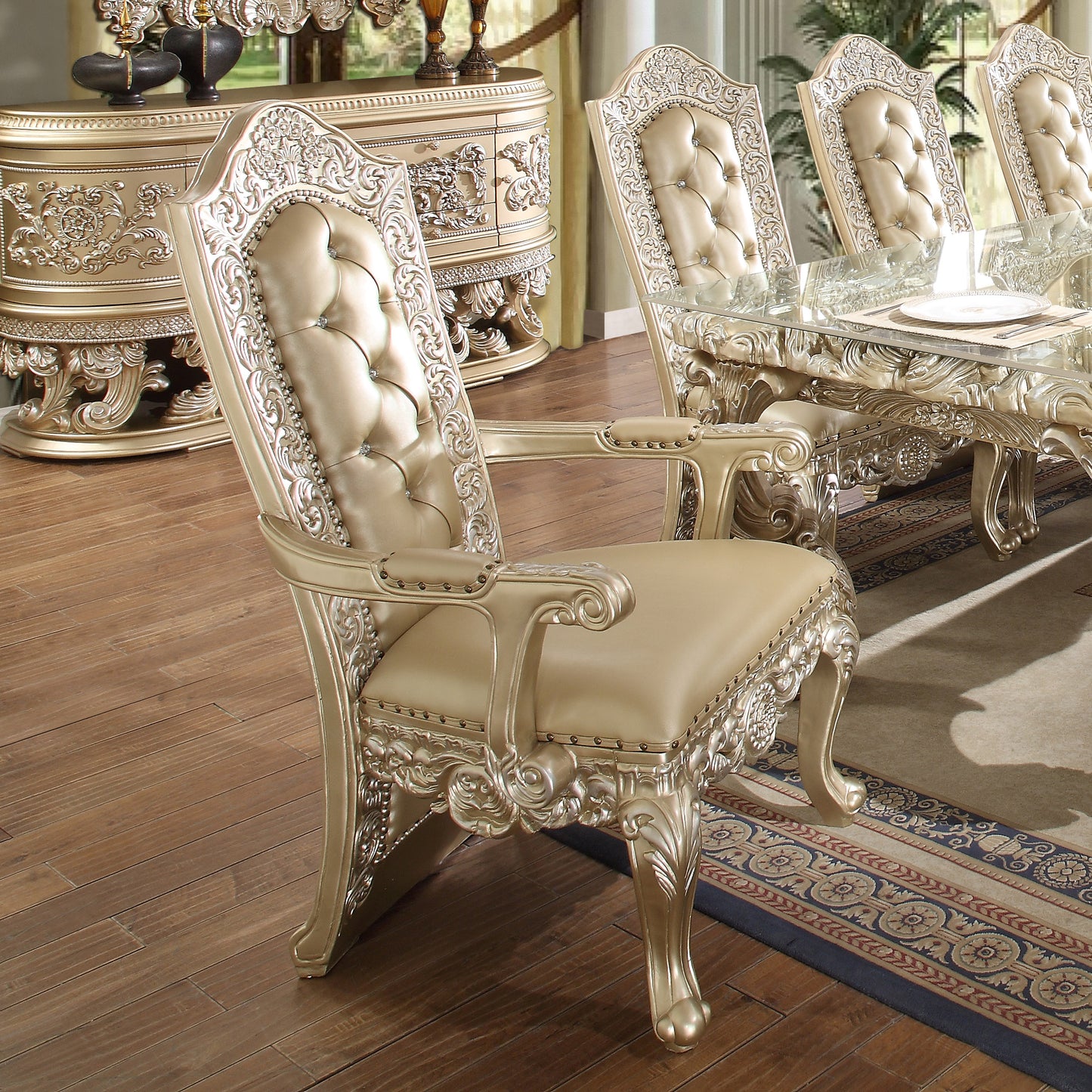 HD-8022 – Arm Chair
