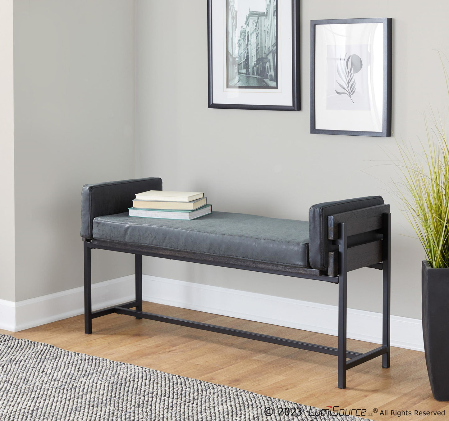 Kari Bench